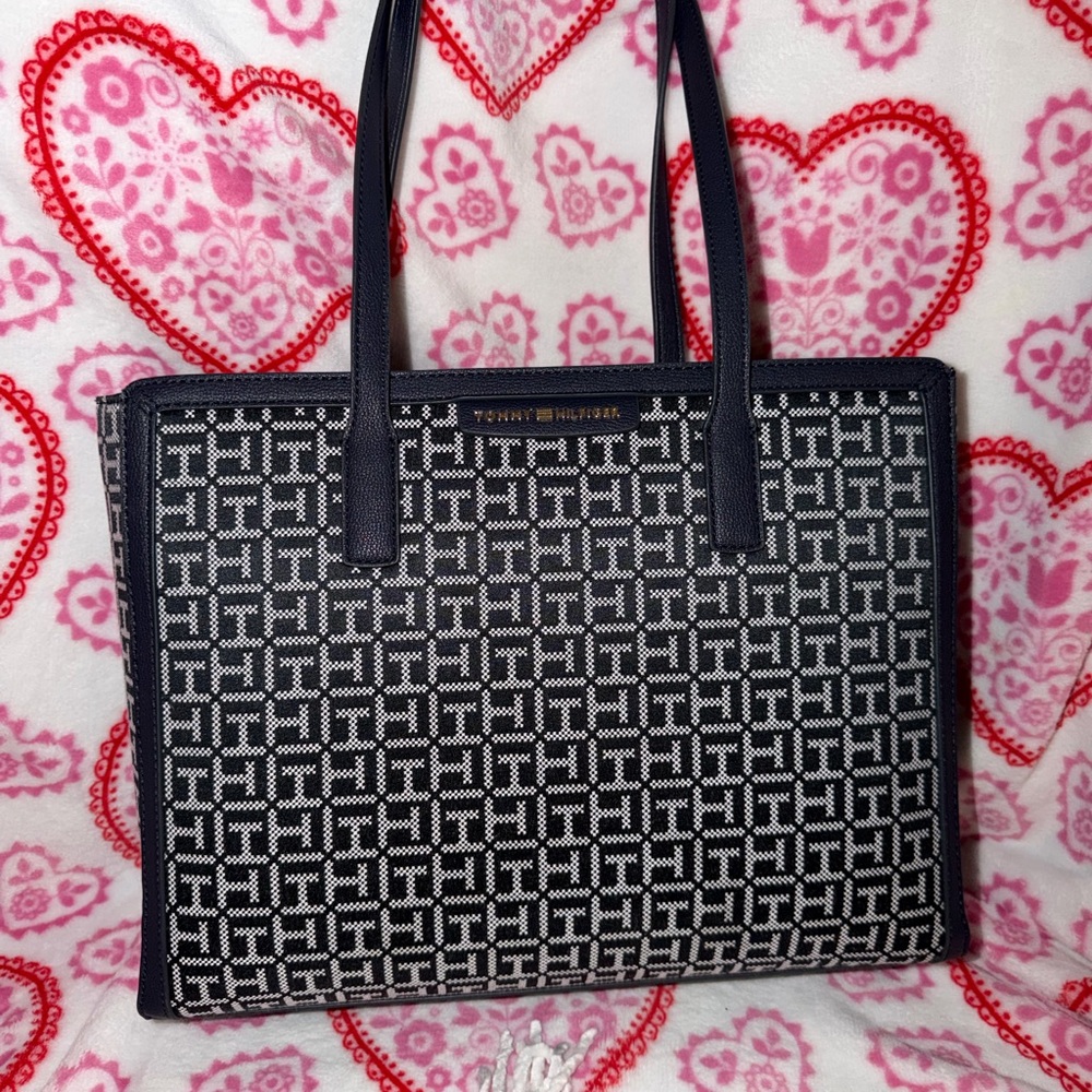 Tommy Hilfiger Navy & White Signature Canvas Tote